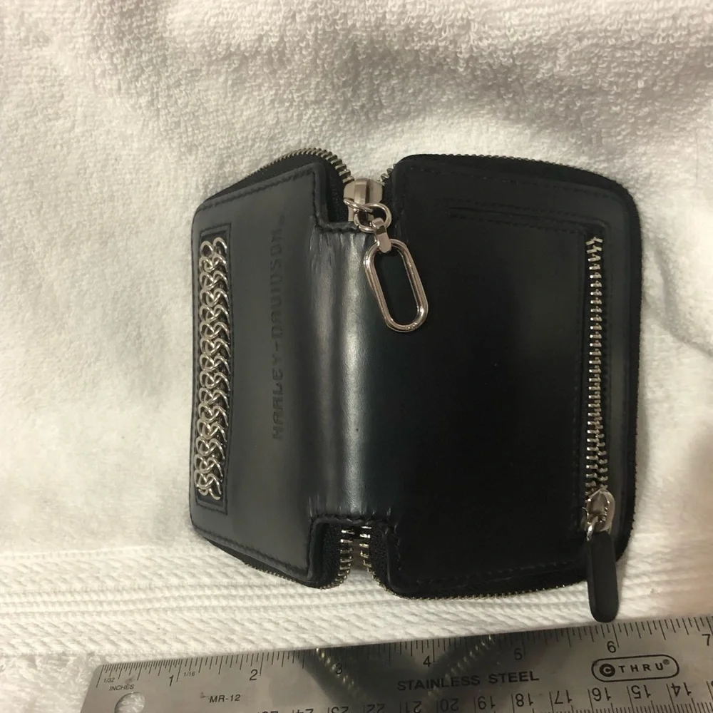 Harley-Davidson chain mail detail zip around genuine black leather wallet unisex